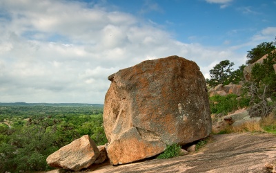 055. テキサス州 エンチャントロックの岩